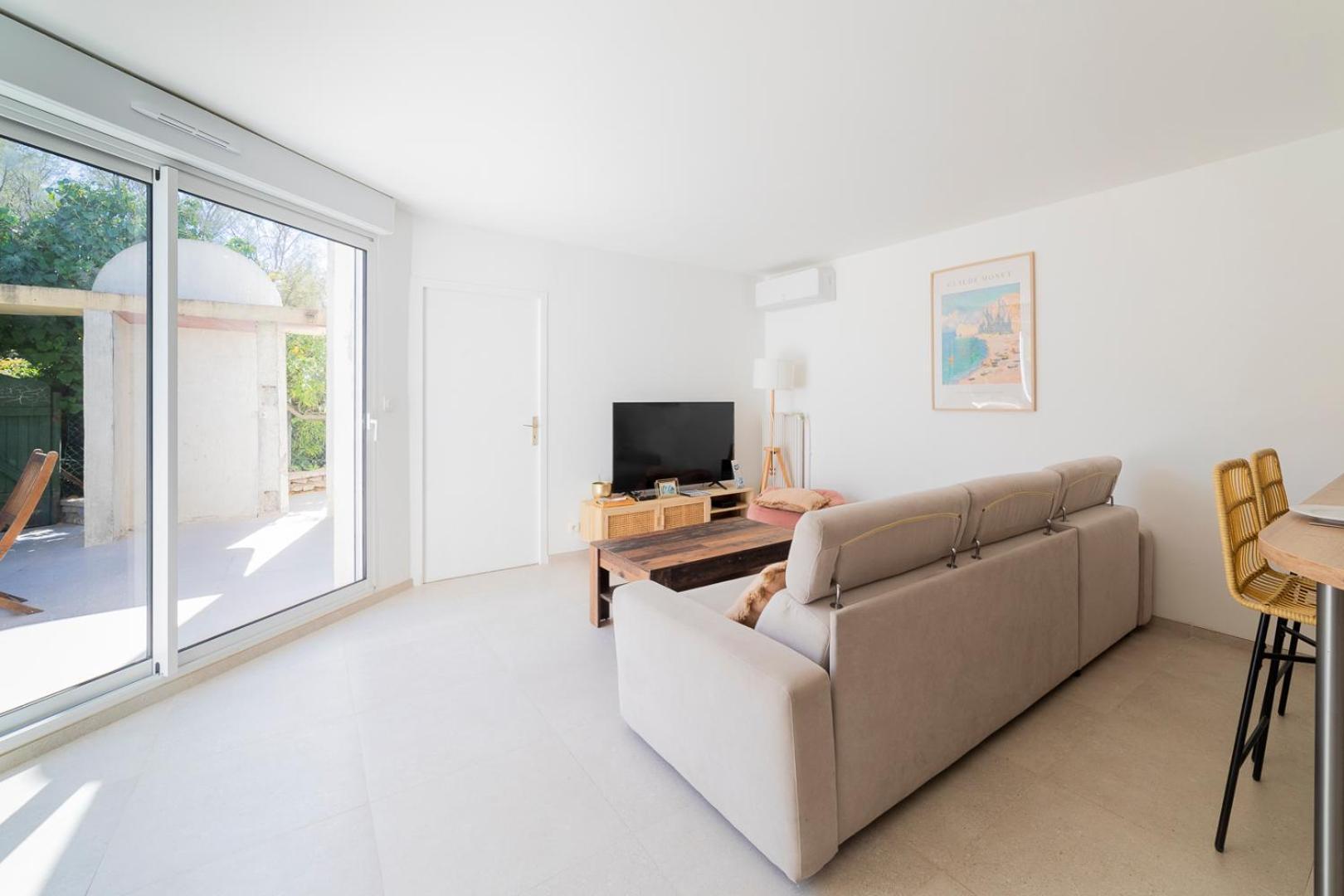 Bord De 6 Couchages Avec Jardin Et Garage Villa *